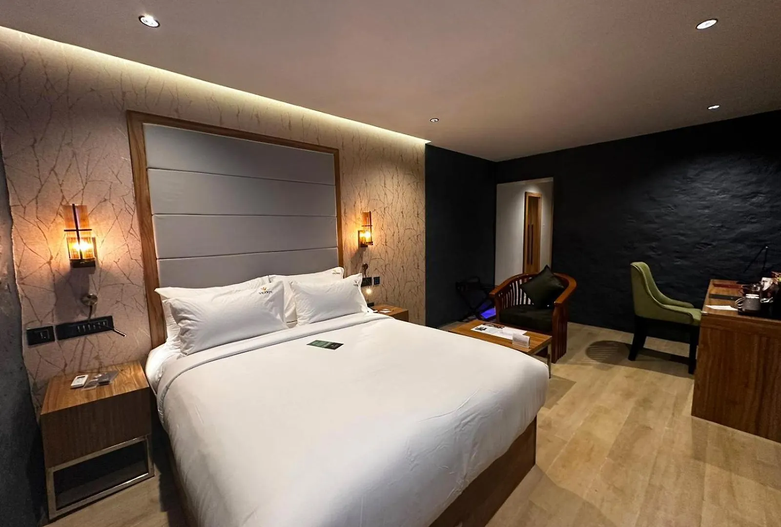 Отель Viceroy Luxury Mountain Resort And Spa Муннар
