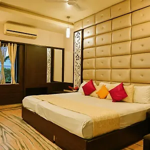 *** Hotel Trimrooms Buddha India