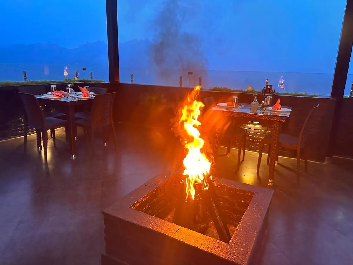 Viceroy Luxury Mountain Resort And Spa 무나르 호텔