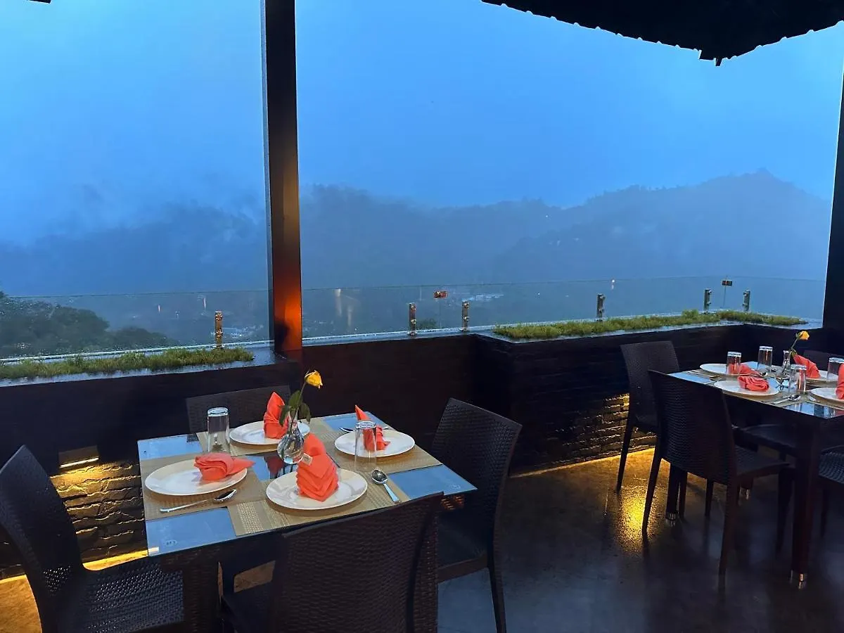 ***** 호텔 Viceroy Luxury Mountain Resort And Spa 무나르 인도