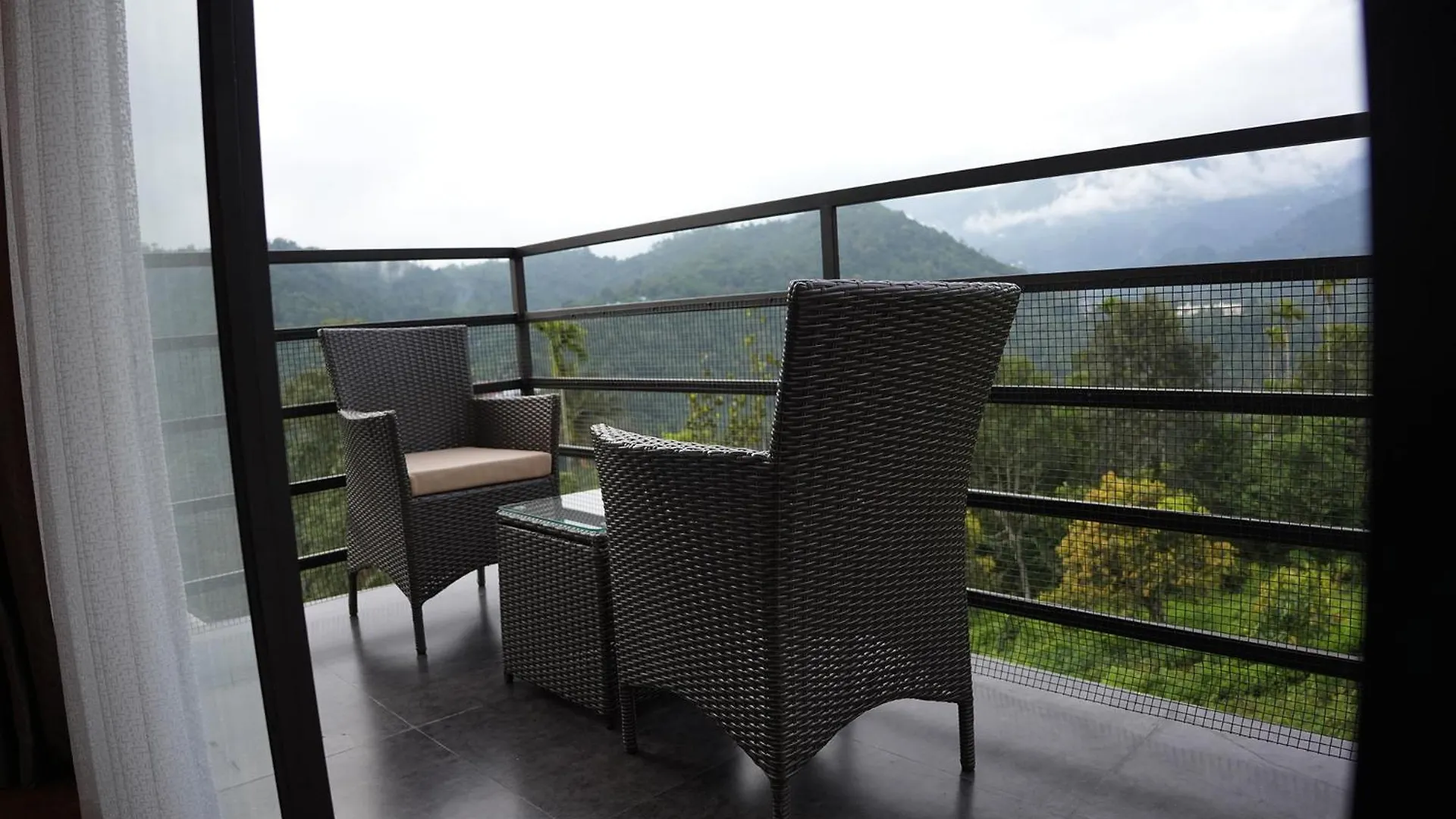 Viceroy Luxury Mountain Resort And Spa 무나르